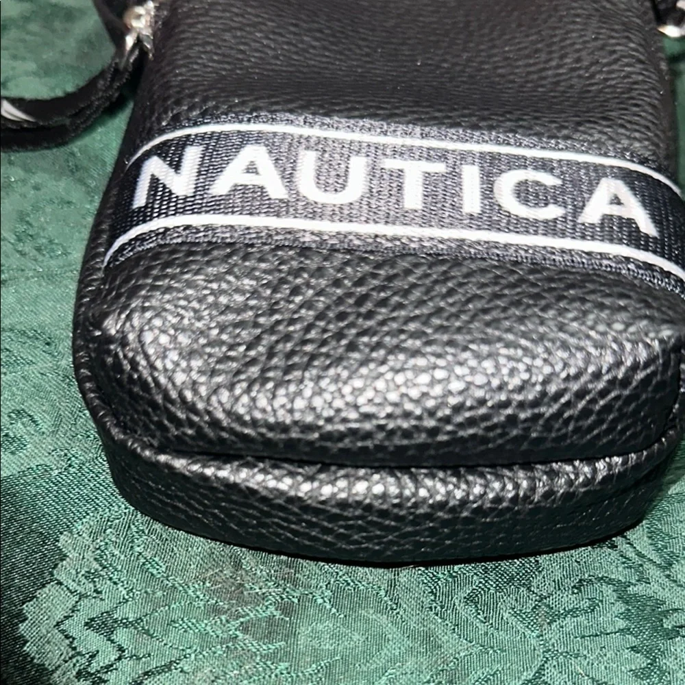 Nautica PEBBELED EMBORIDERED LOGO CROSSBODY PHONE BAG